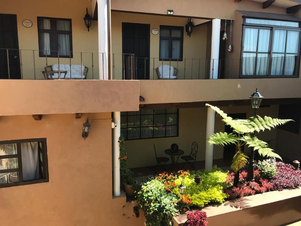 Casa De Las Escaleras Пацкуаро Екстер'єр фото